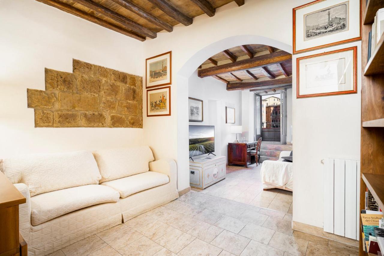 The Balcony Suite - Affaccio Su Piazza Del Campo Siena Exterior foto